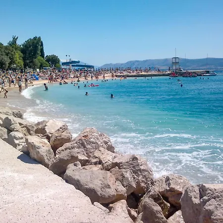 In 5385 Crikvenica