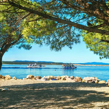 In 5385 Crikvenica