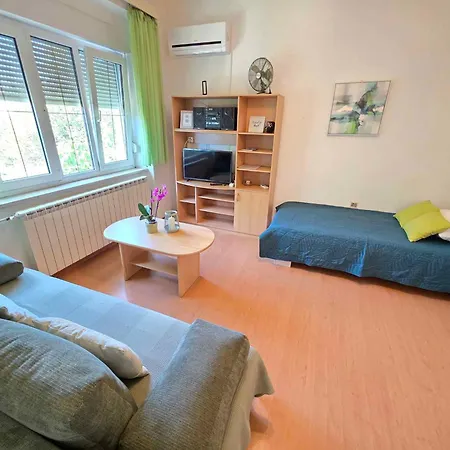 Apartamento In 5385